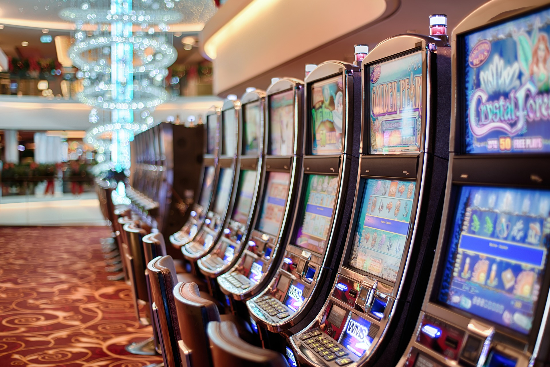 How Random Number Generators (RNGs) Affect Your Slot Wins: The Lowdown